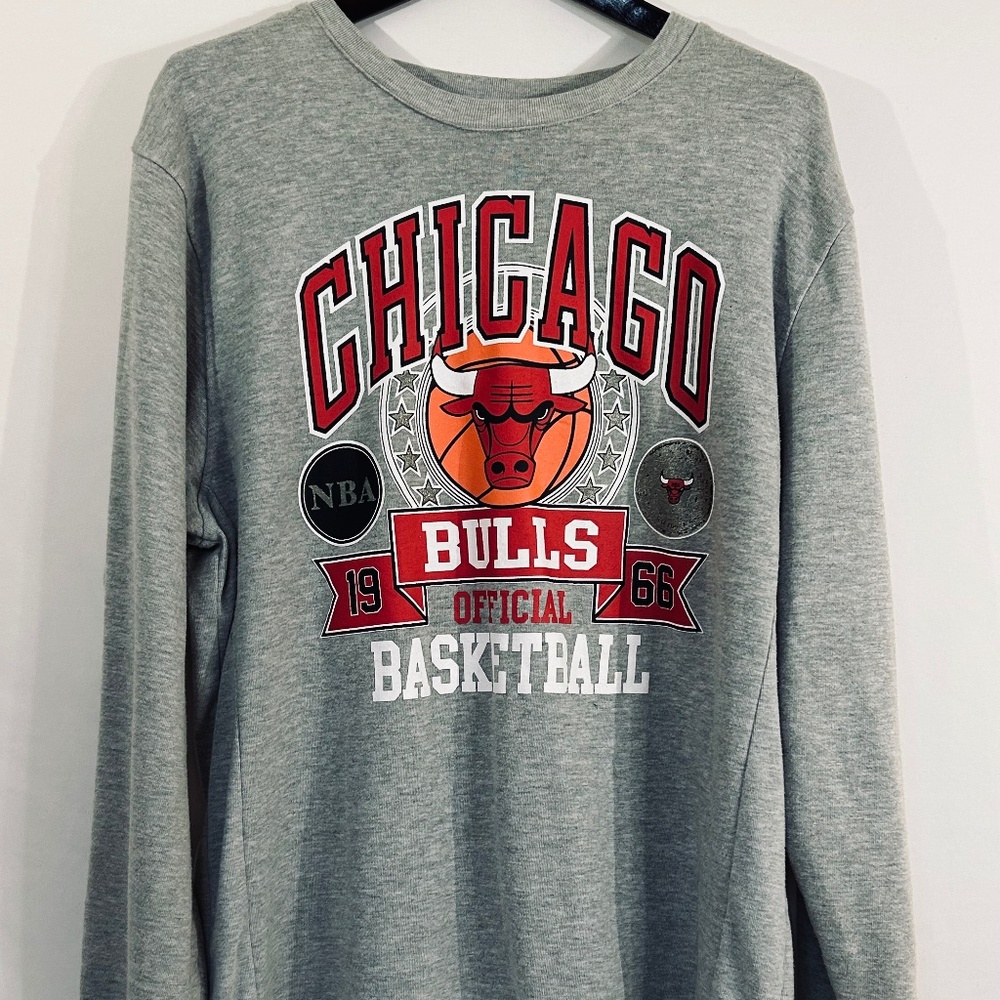NBA Chicago Bulls Long Sleeve Thermal‎ CottonShirt Gray Sweatshirt